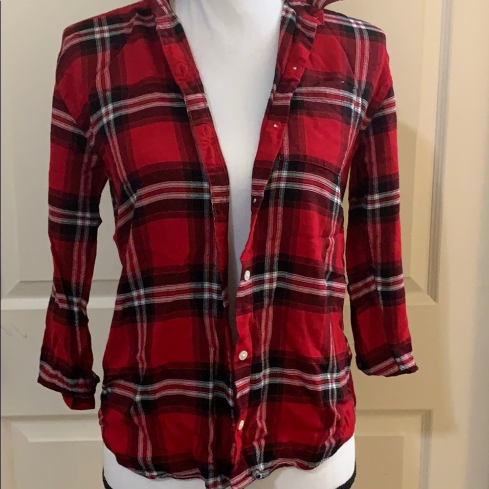 Old navy• Boyfriend Plaid Button Down